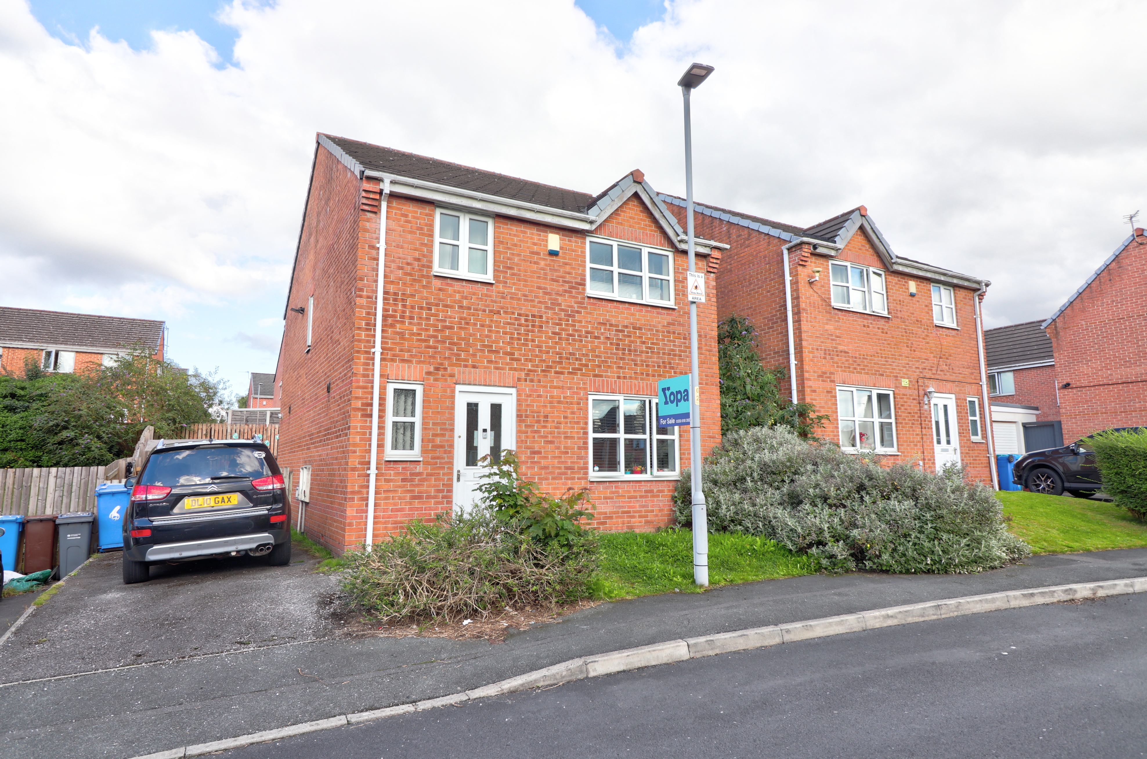 6, Tadcaster Drive, Manchester photo 2