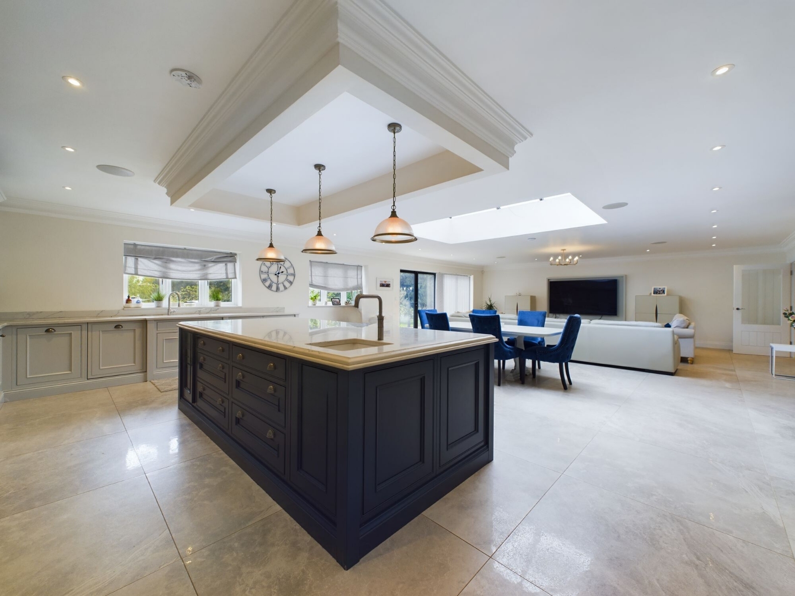 5 bedroom mews house for sale