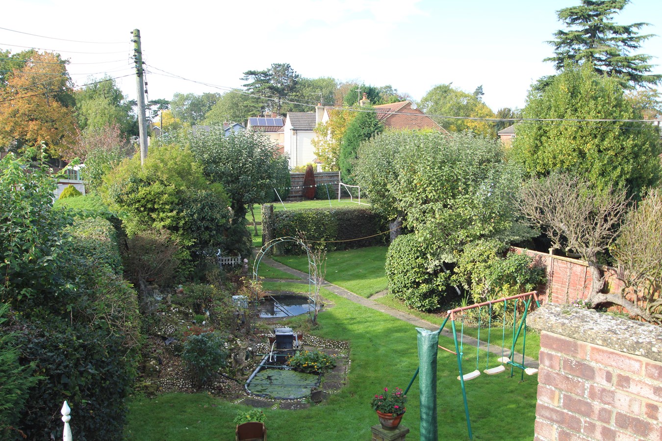 Free property report 6 Lockington Close, Stowmarket, IP14 1BH Chimnie