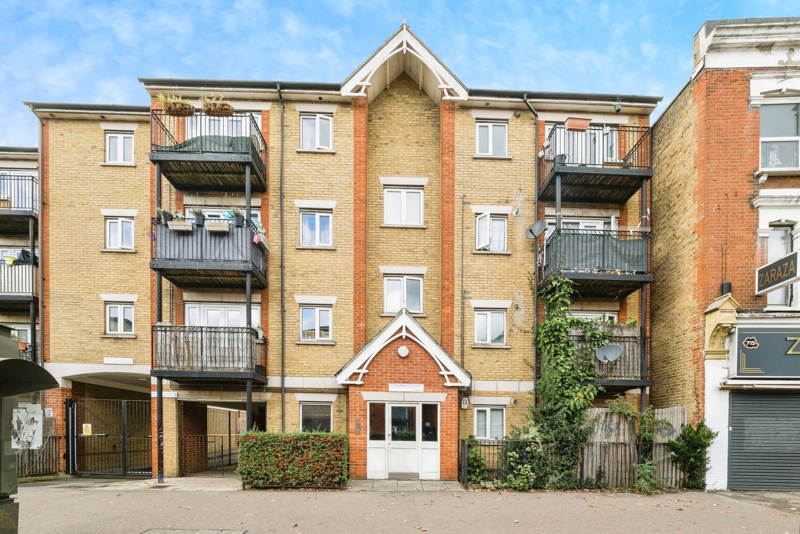 2-bed flat on High Road Leytonstone, London E11, £375,000