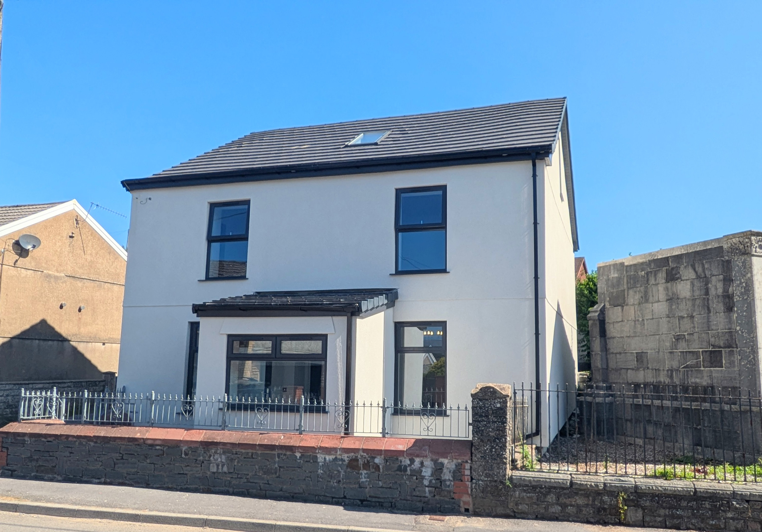 4-bed house on 6 Pantyscallog Houses, Merthyr Tydfil, £340,000