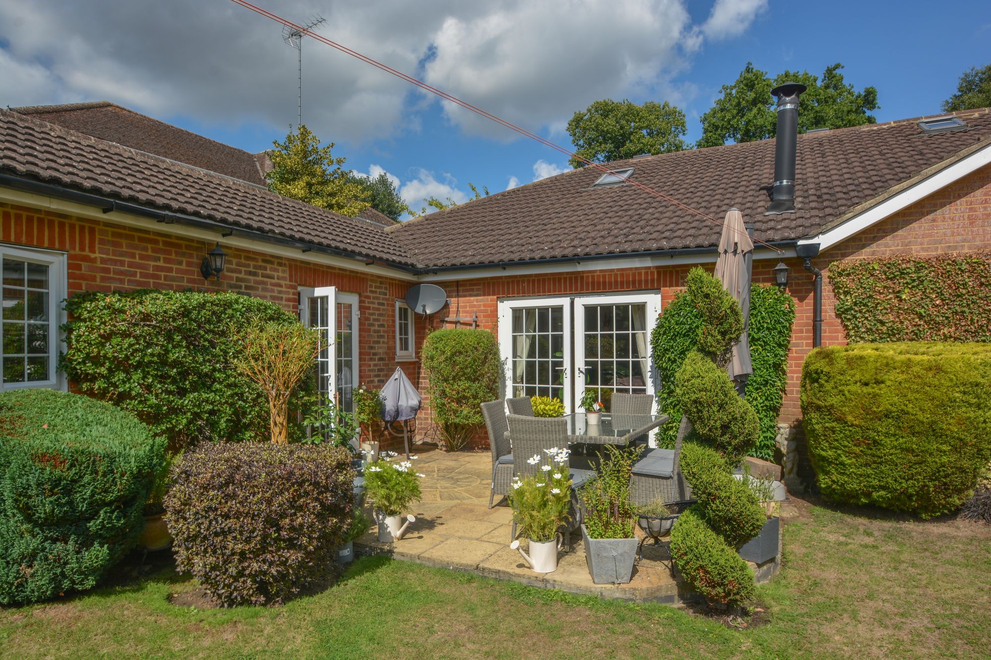 Photos of Nine Mile Ride, Finchampstead RG40 62354007 PrimeLocation