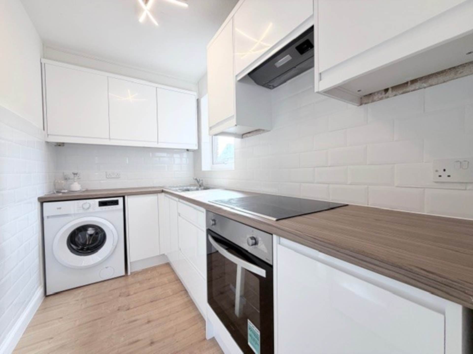 28, Harper Road, London photo 5