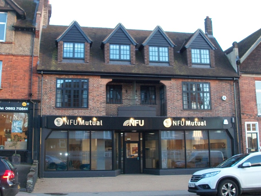 3, Park View Court, Hoskins Road photo 2