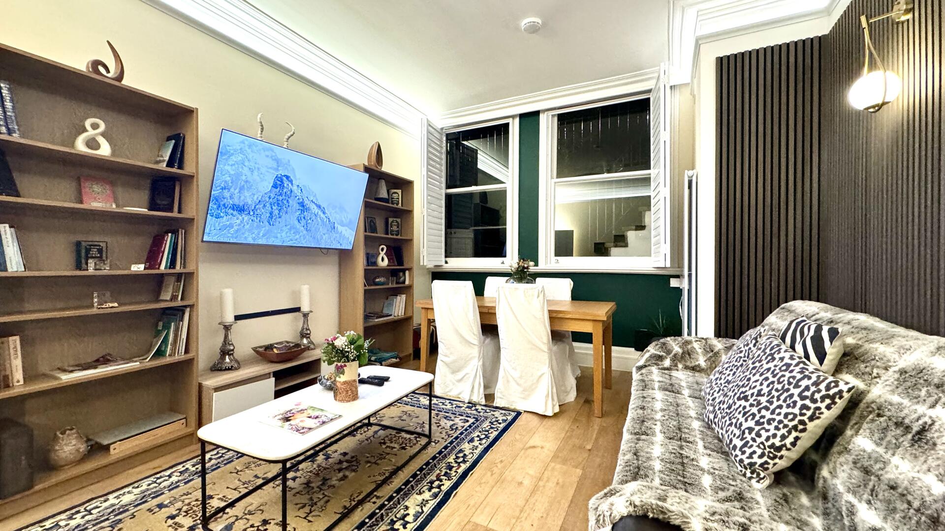 2 bedroom flat for sale 0