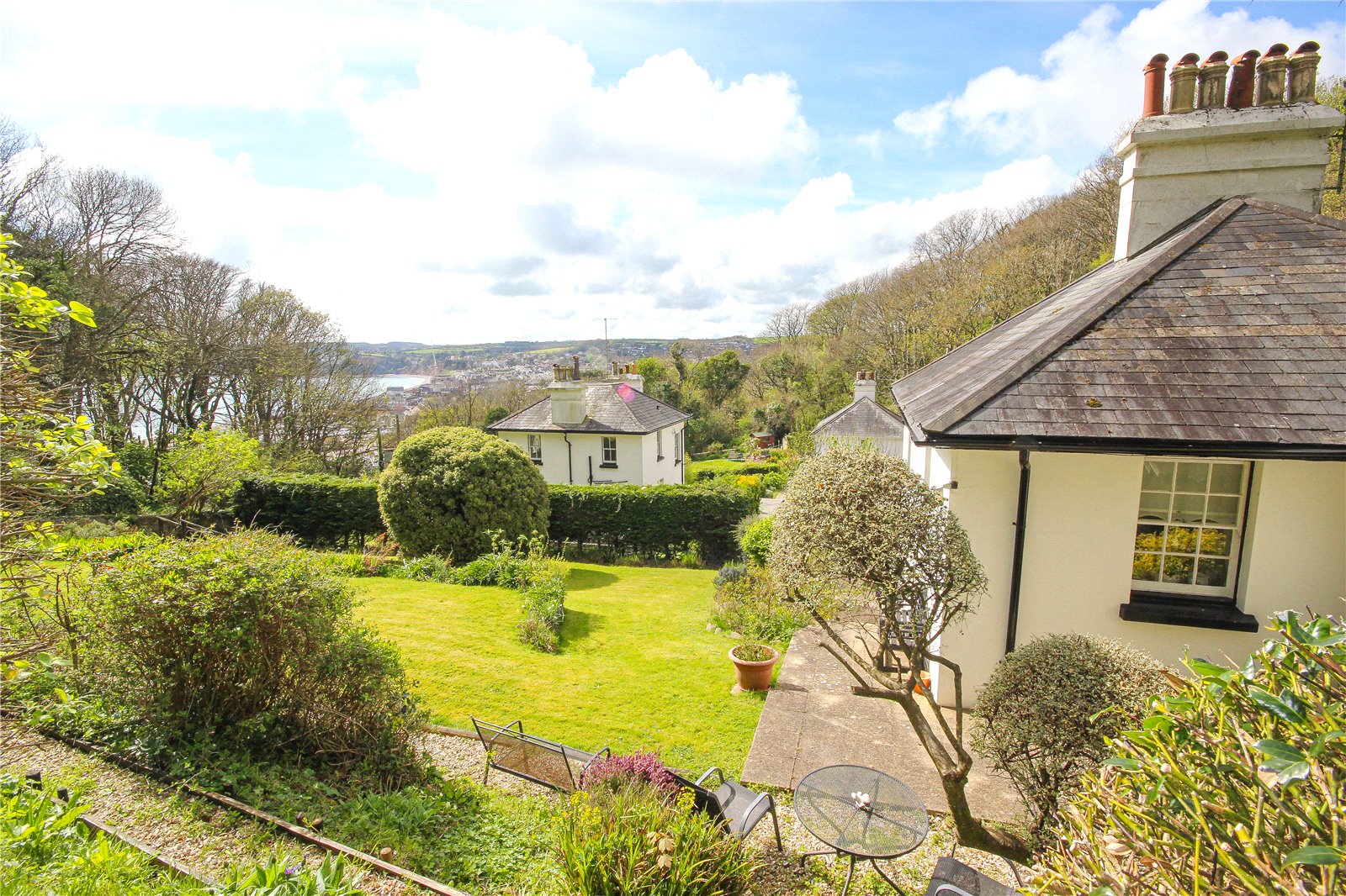 5, Old Coastguard Cottages, Axmouth photo 3