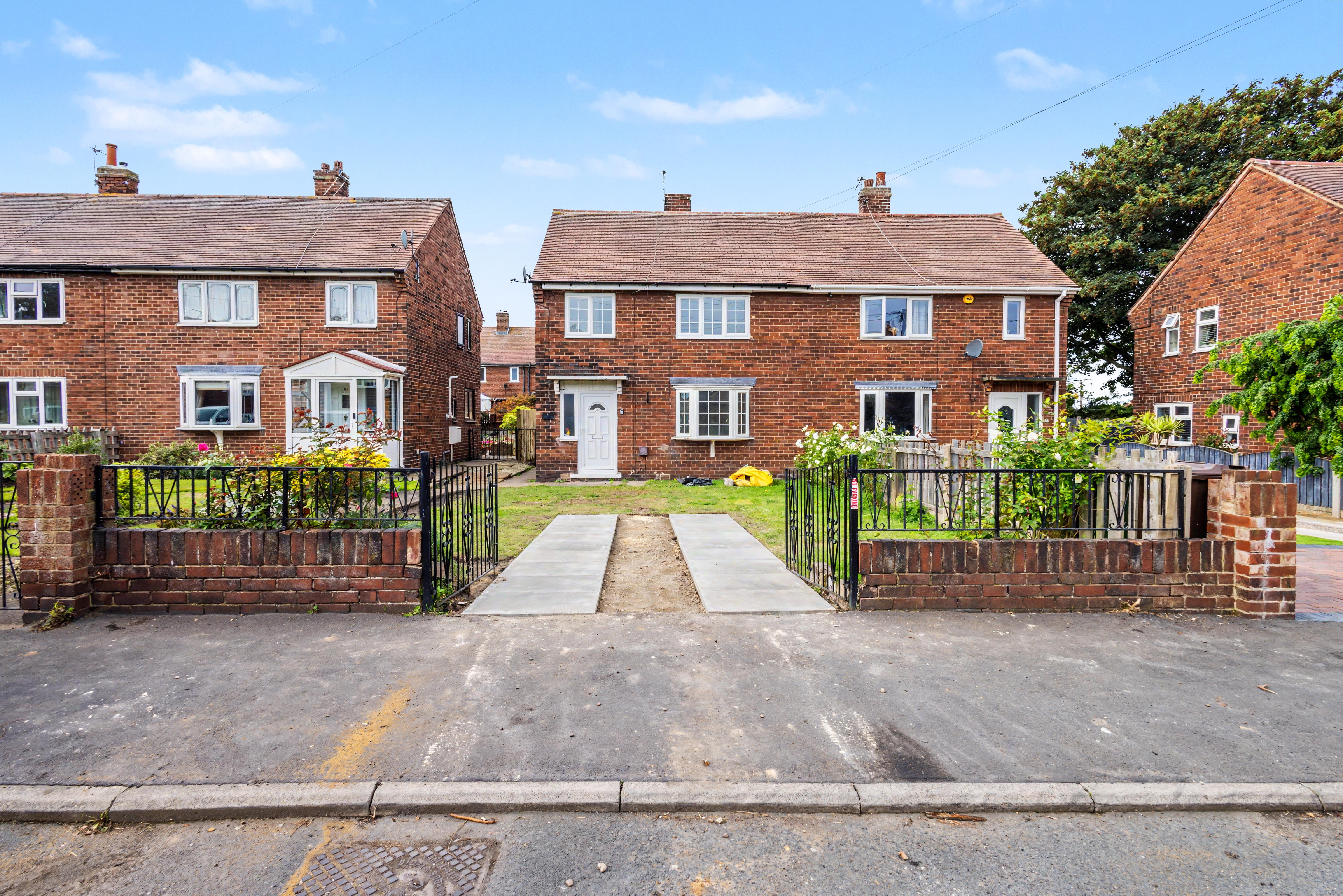8, Clifton Road, Wakefield photo 4