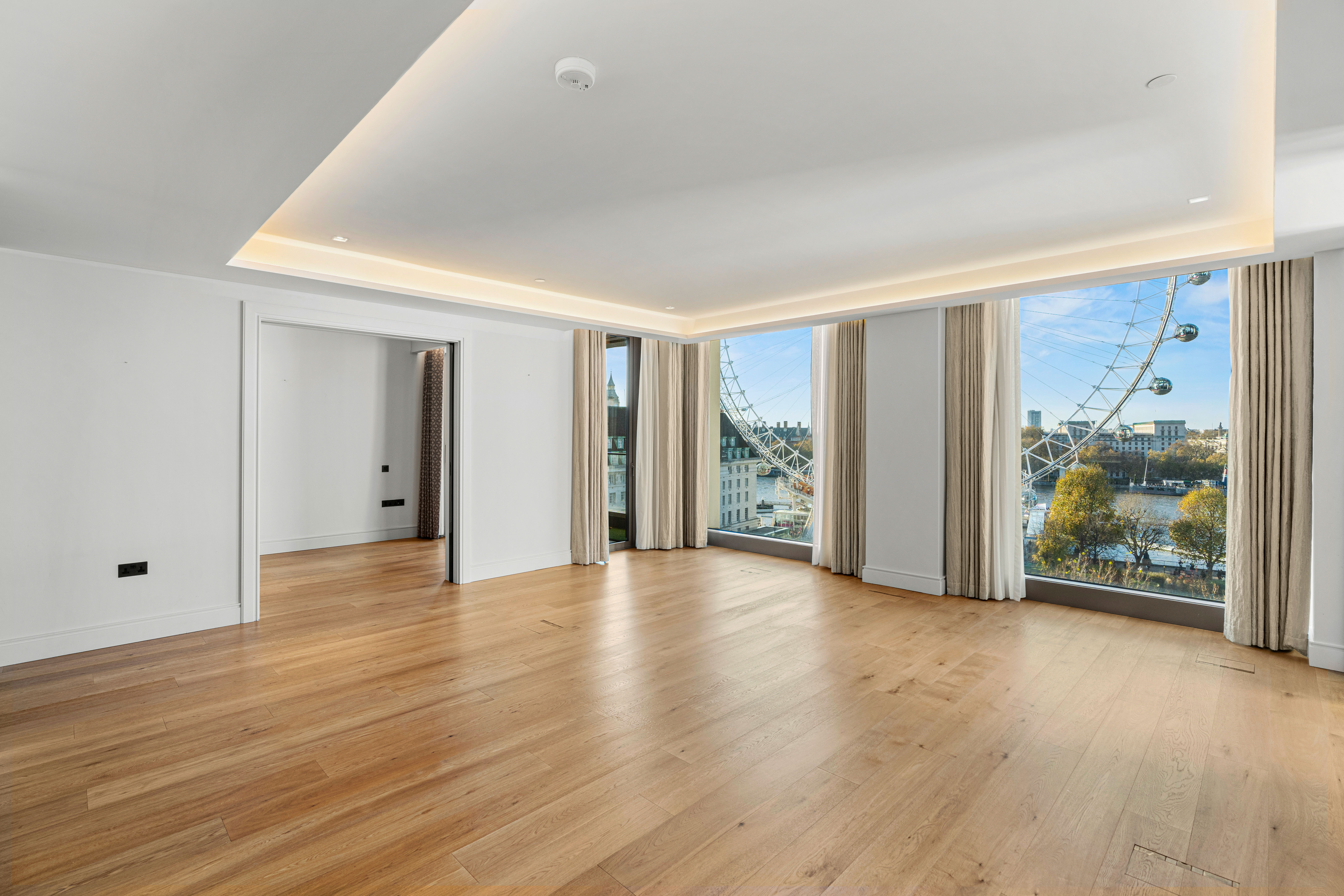 3 bedroom flat for sale 0