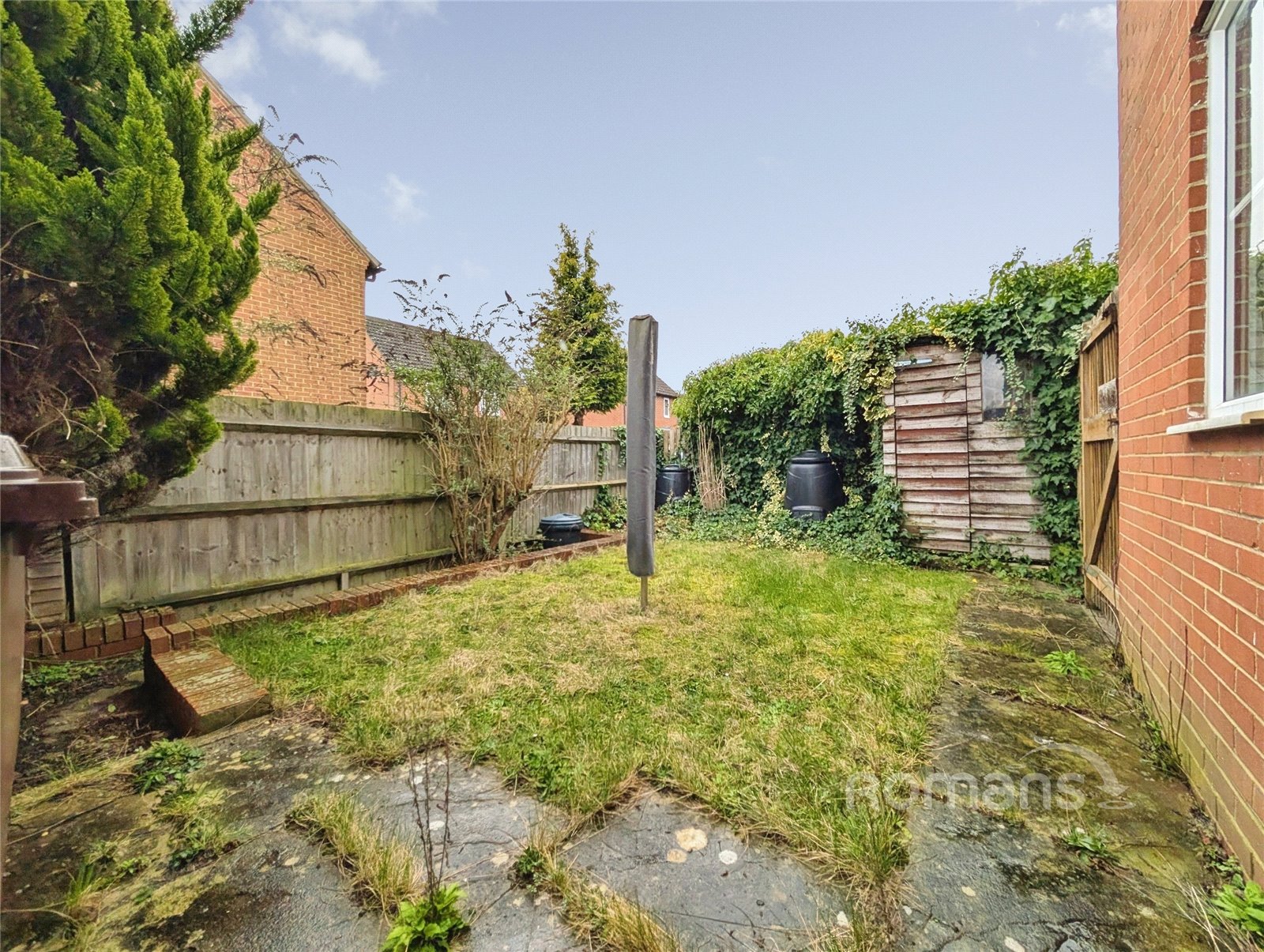 2, Bosham Close, Reading photo 4