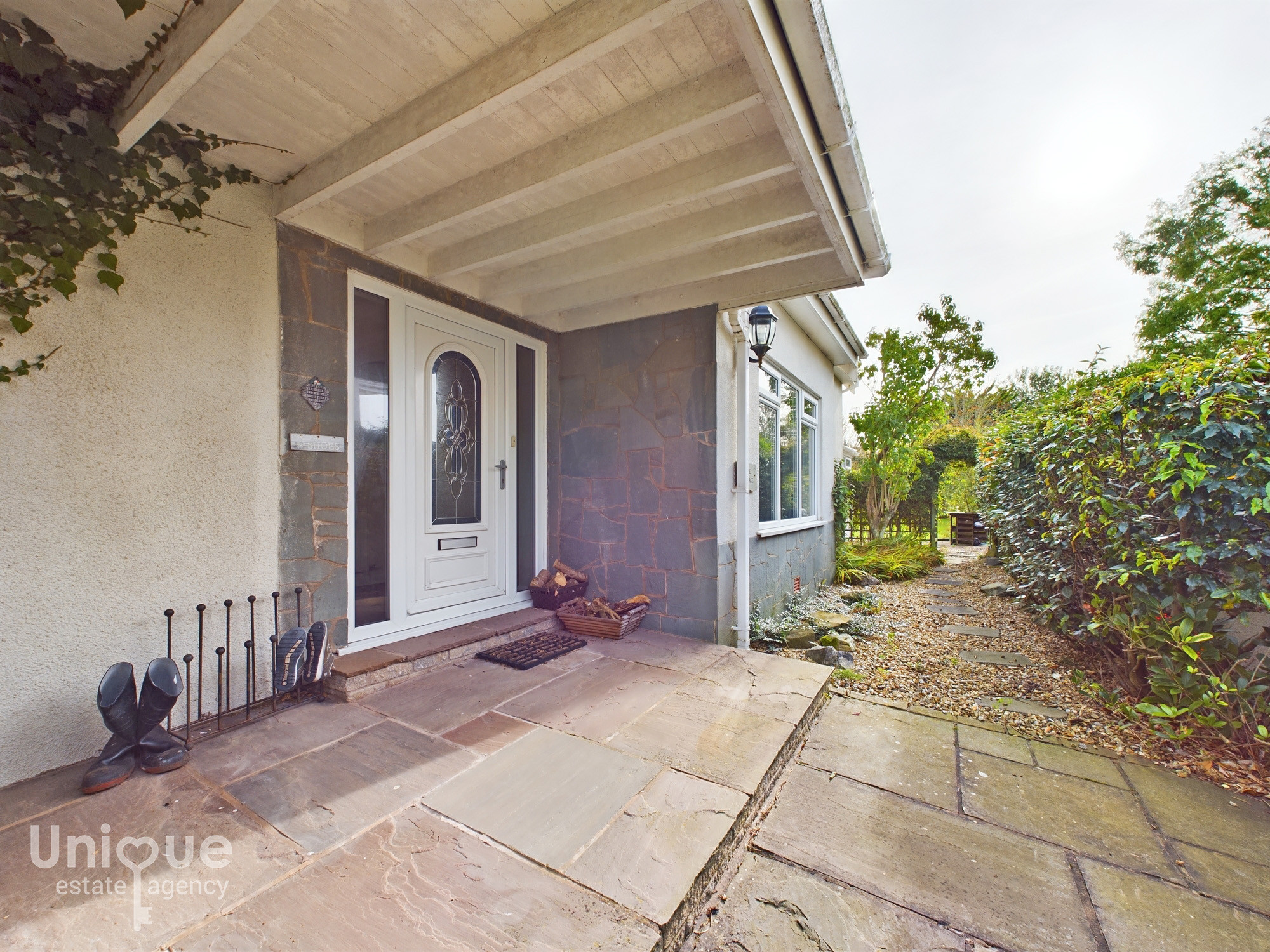 Photos of Holmefield Avenue, ThorntonCleveleys FY5 65895820