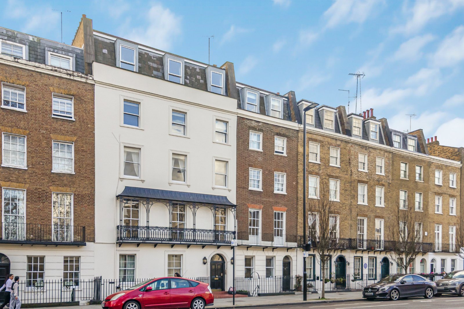 2 bedroom flat for sale 0