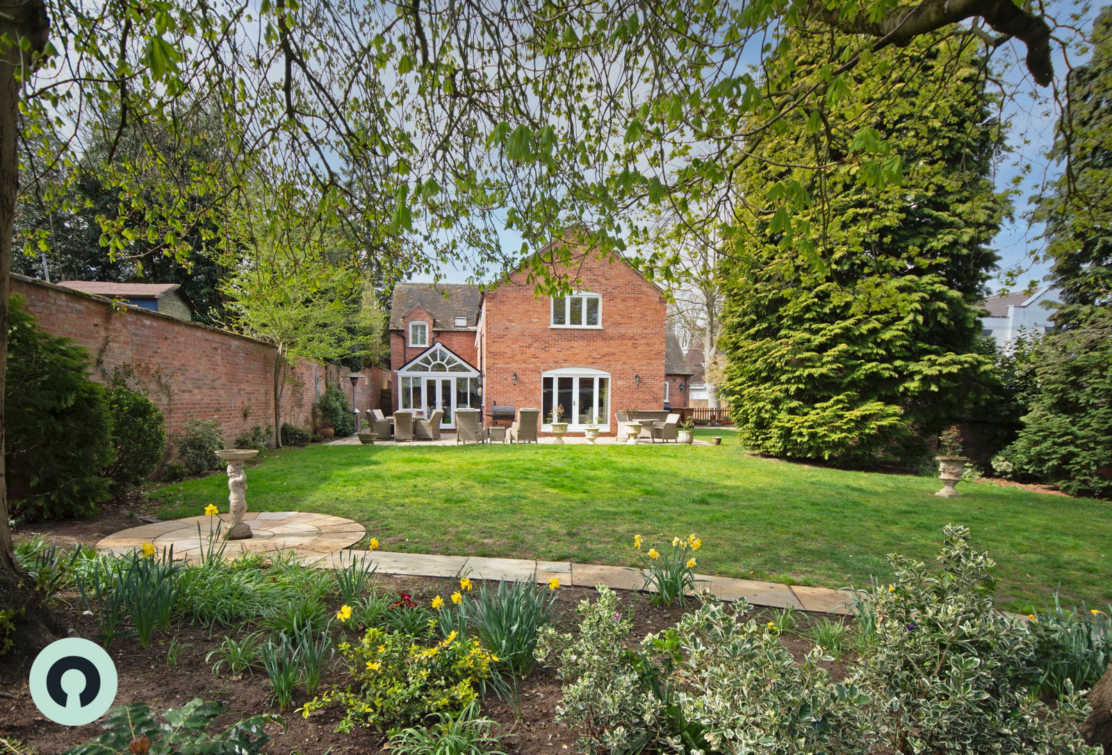 4 bedroom detached house for sale 0