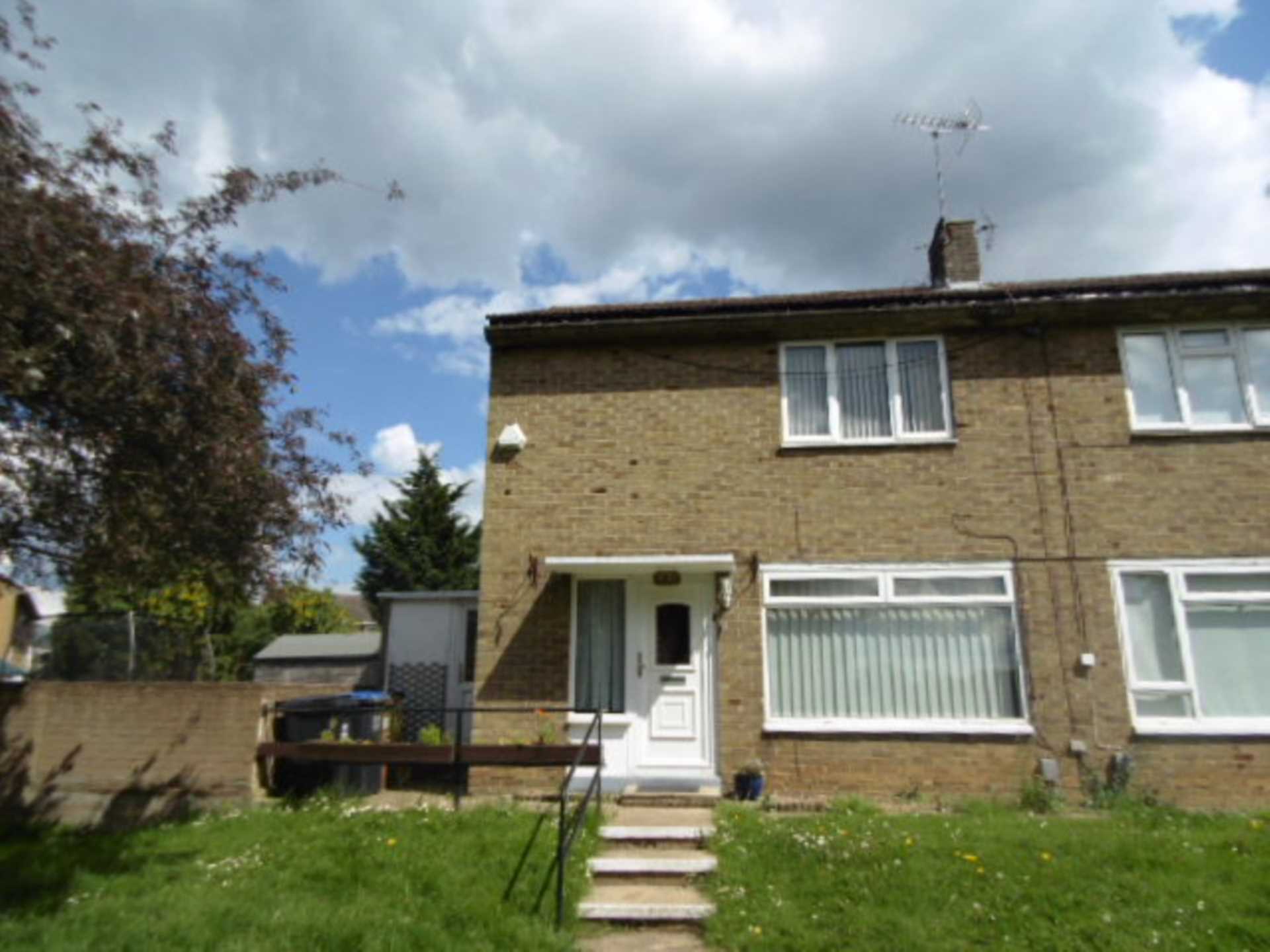 13, Veritys, Hatfield photo 5