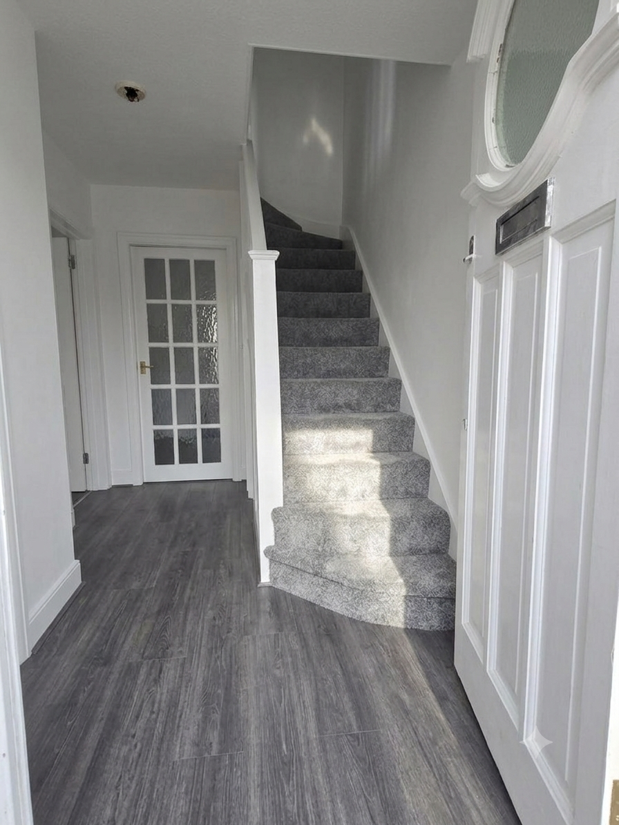 15B, Laurel Road, London photo 2
