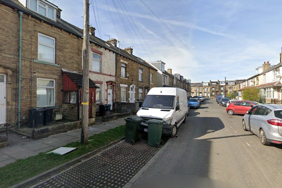 24 Wellands terrace, bradford photo 4