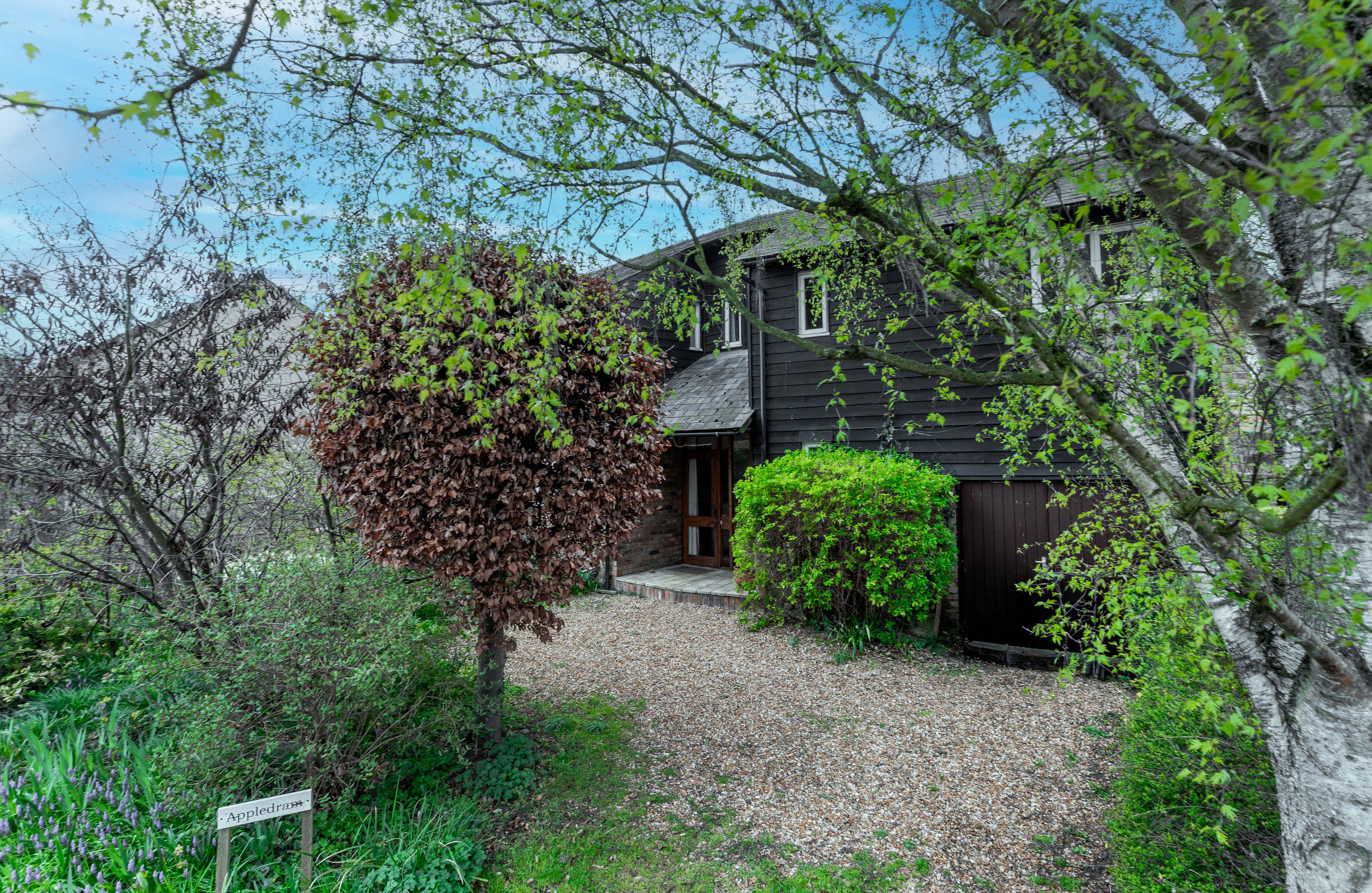 3-bed house on Appledram, Orchard Terrace, Whittlesford, £650,000