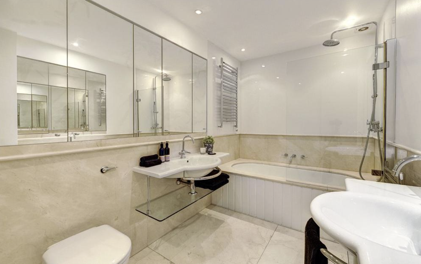 5 bedroom triplex for sale 0