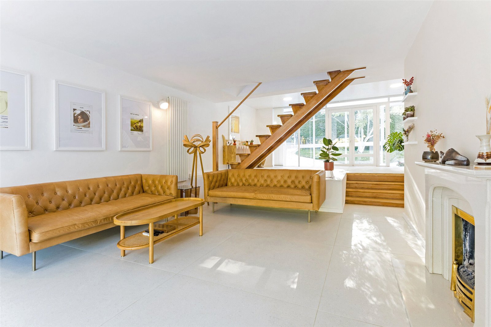 5 bedroom detached house for sale 0