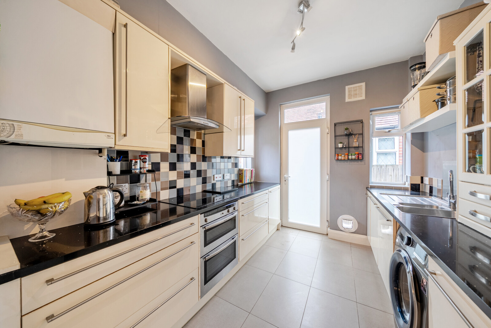 3 bedroom bungalow for sale 0