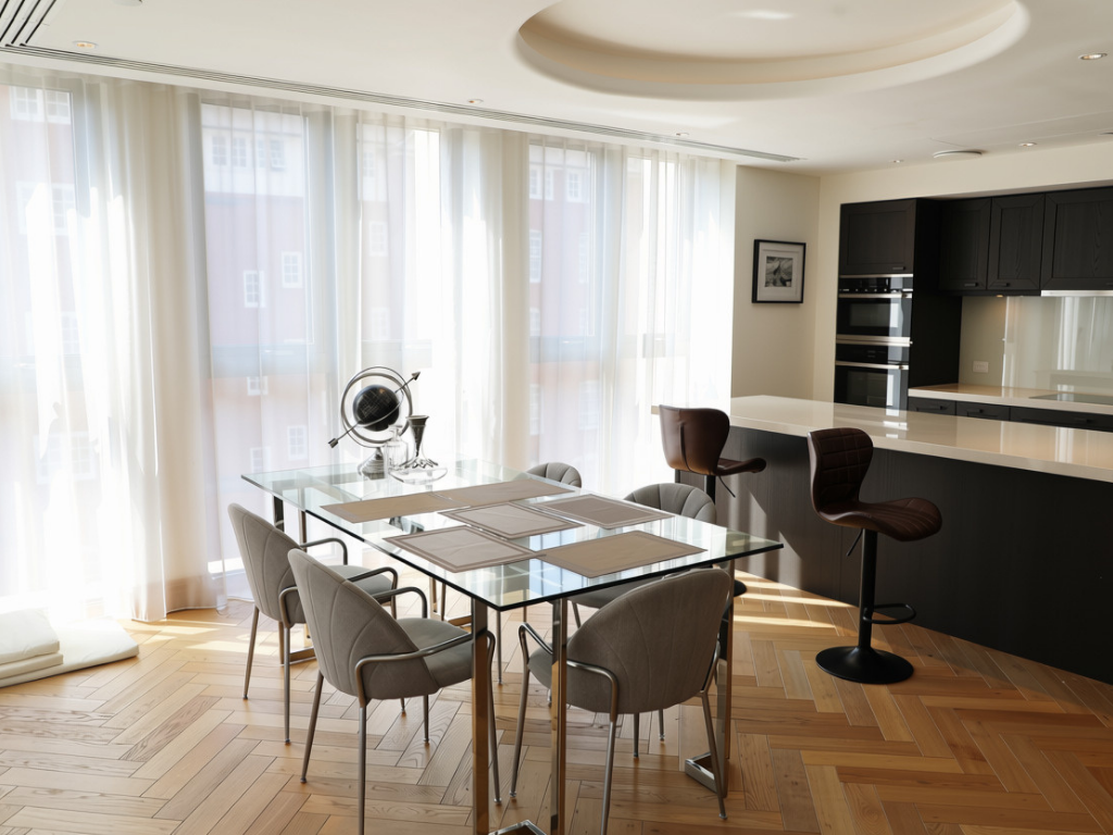 Flat 15, 31, John Islip Street, London photo 2