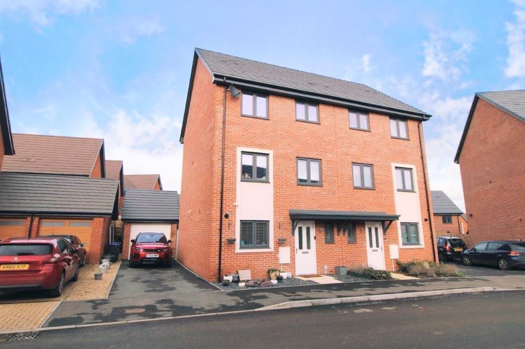 Photos of Newstead Way, Daventry NN11 66598776 PrimeLocation