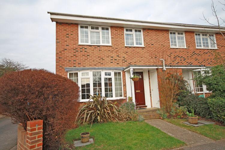 3 bedroom terraced in HAMPTON