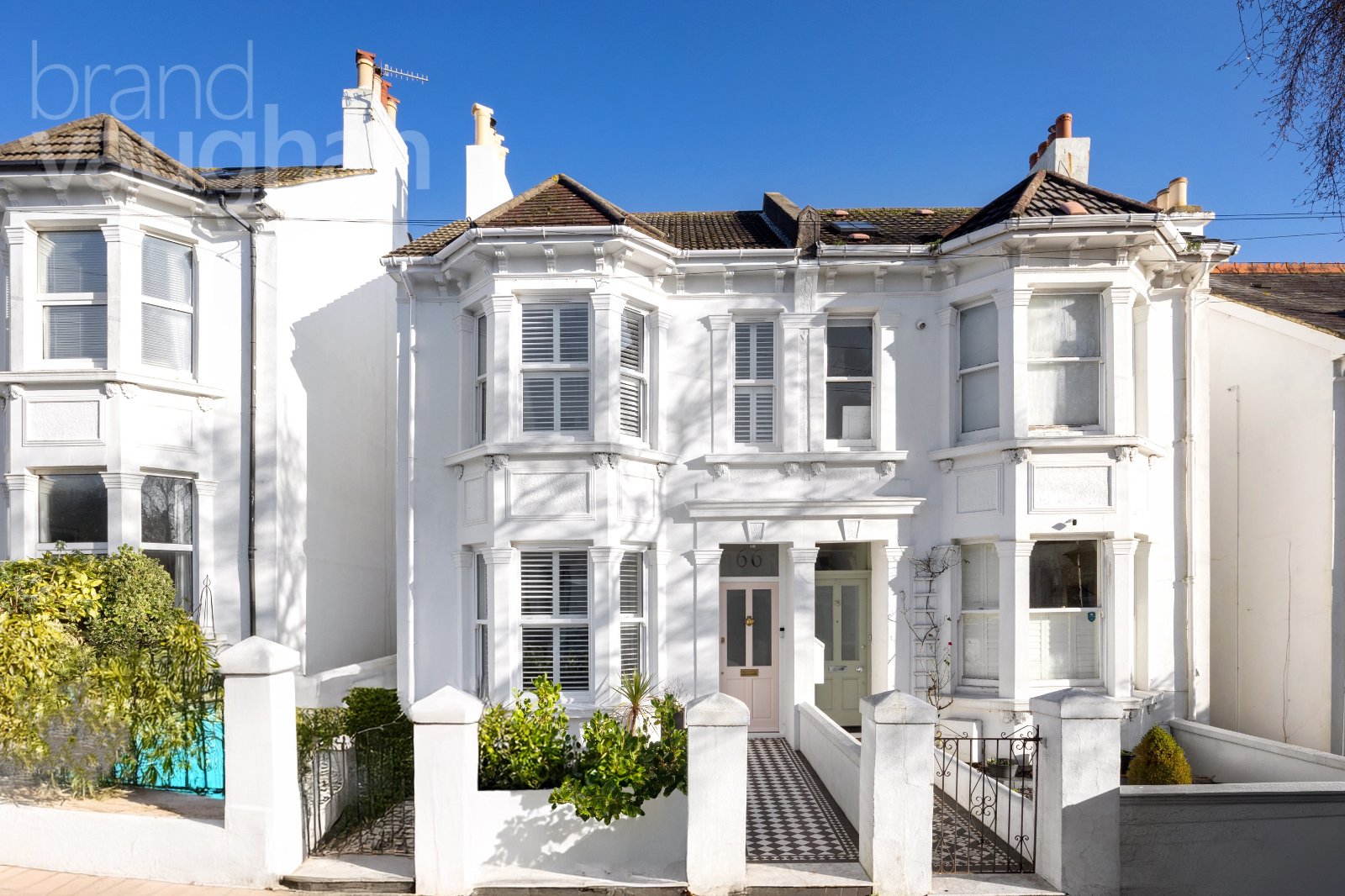 14 bedroom detached house for sale