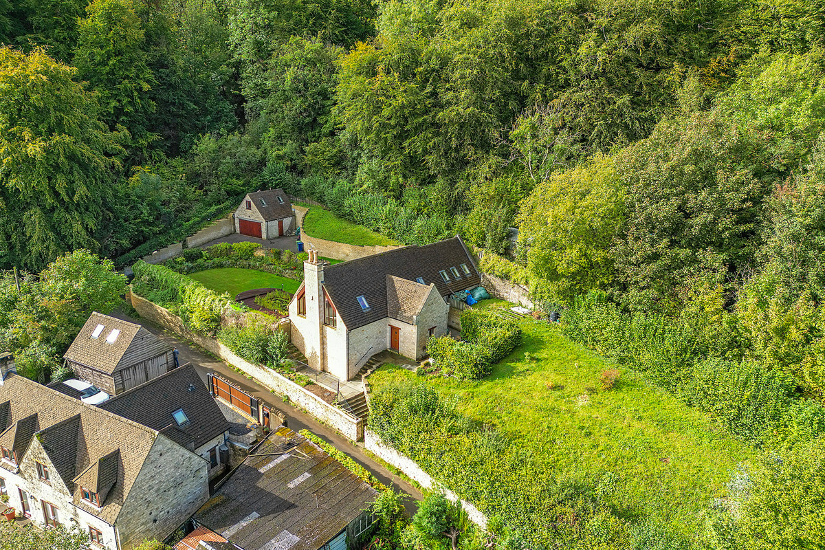 Photos of Coopers Hill Gloucester, Gloucestershire GL3 65774478