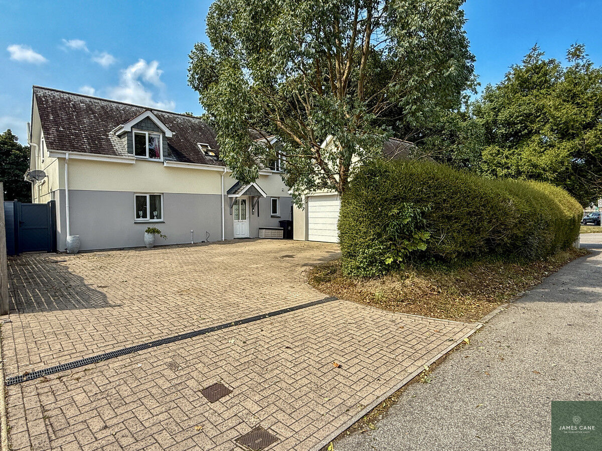 4-bed detached on Nampara Way, Truro TR1, £595,000