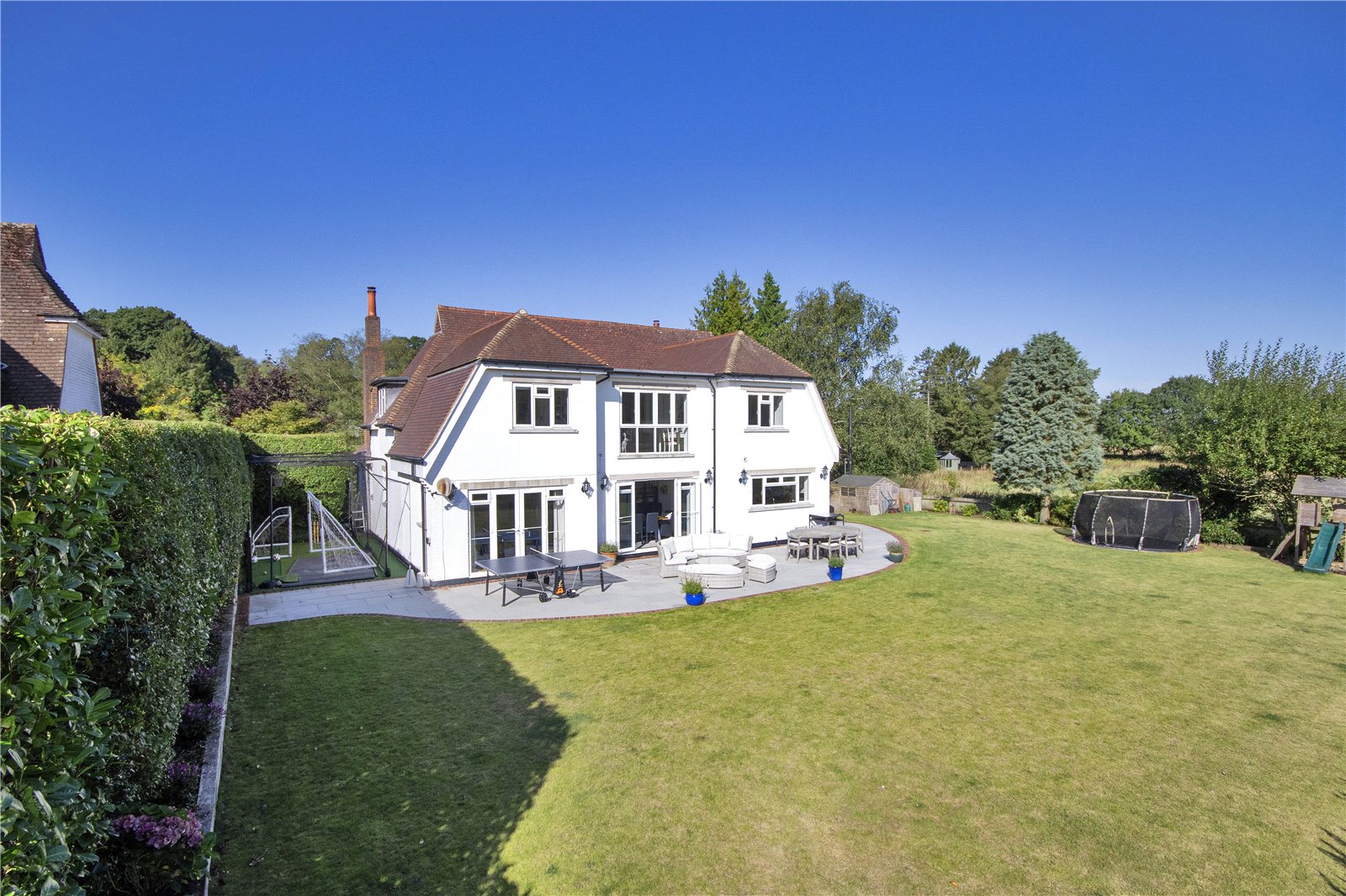 5 bedroom detached house for sale 0