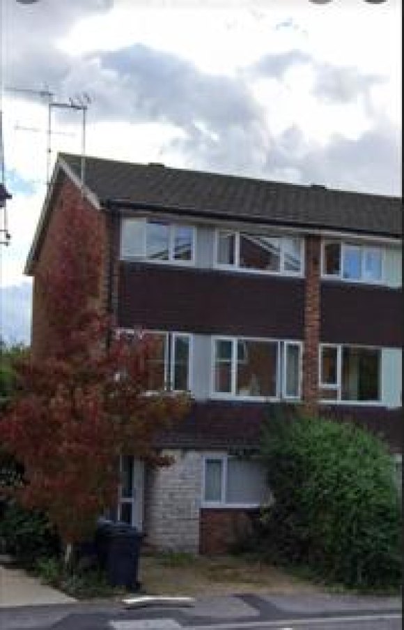 1-bed house on 19, Dollis Drive, Farnham, £498/mo
