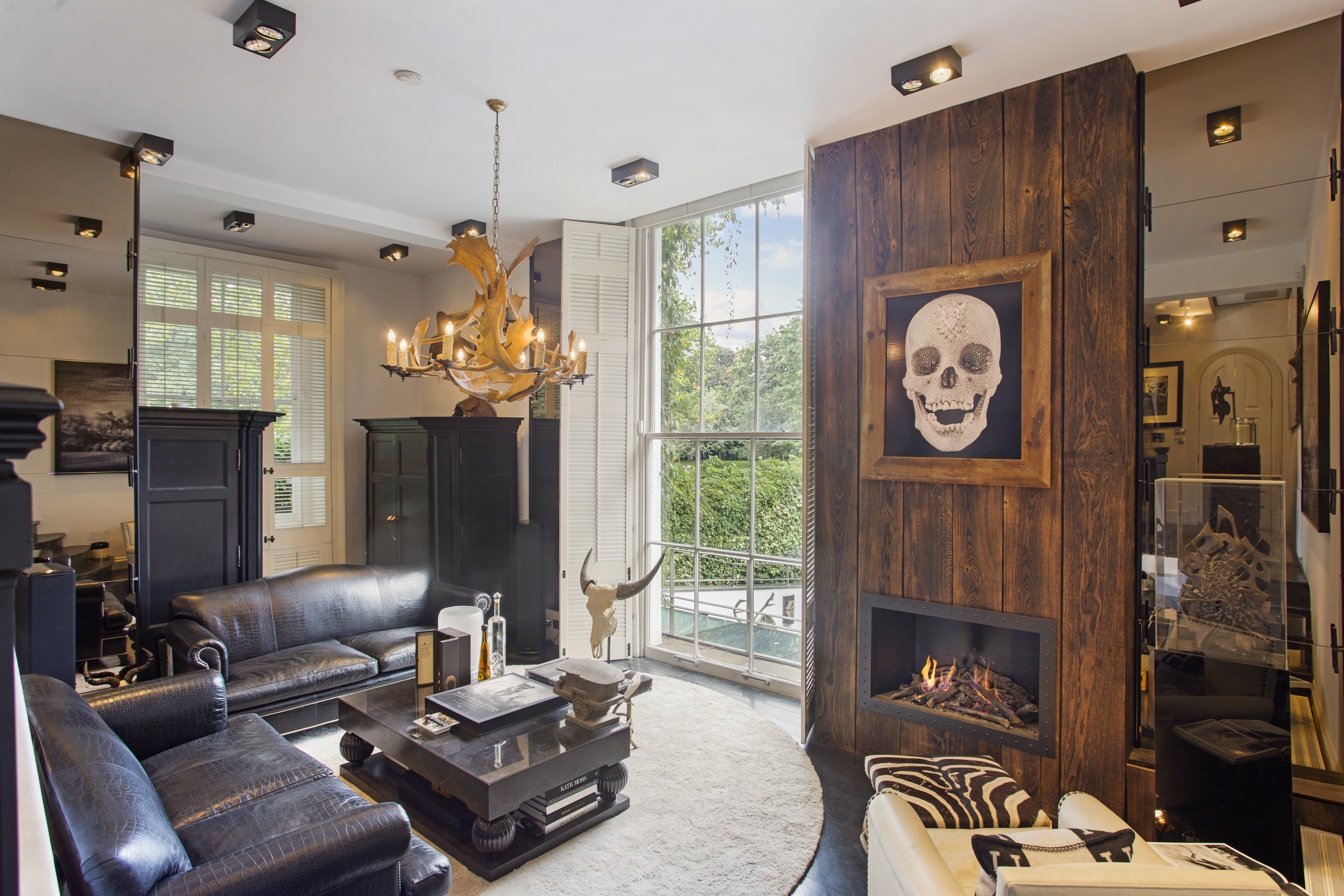 5 bedroom detached house for sale 0