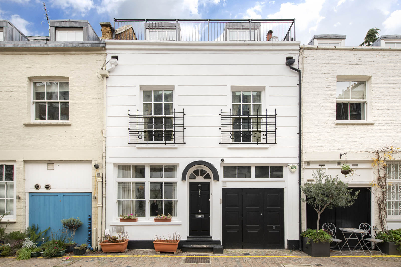 47, Queens Gate Mews, London photo 2