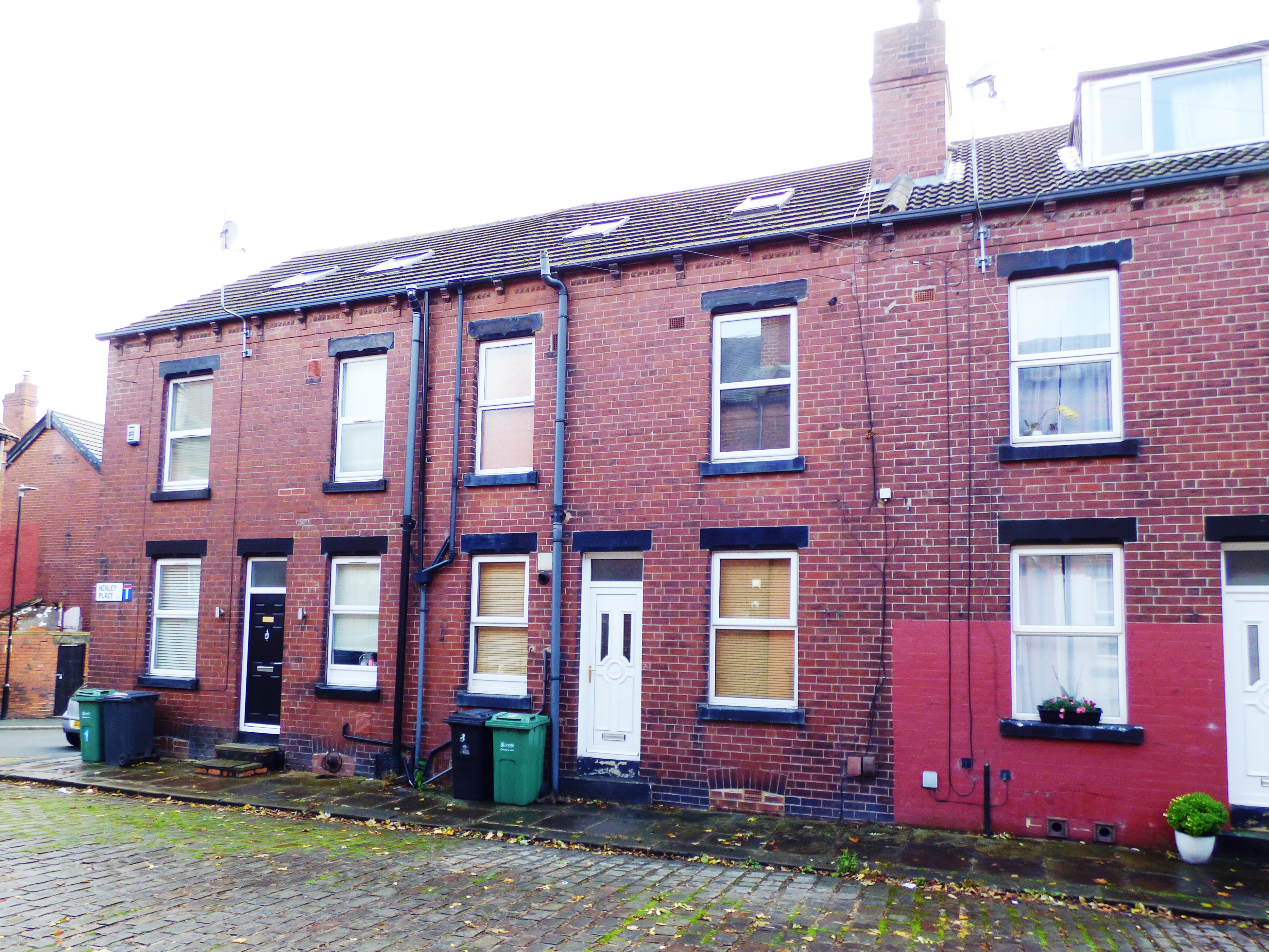 Henley Grove, Leeds photo 2