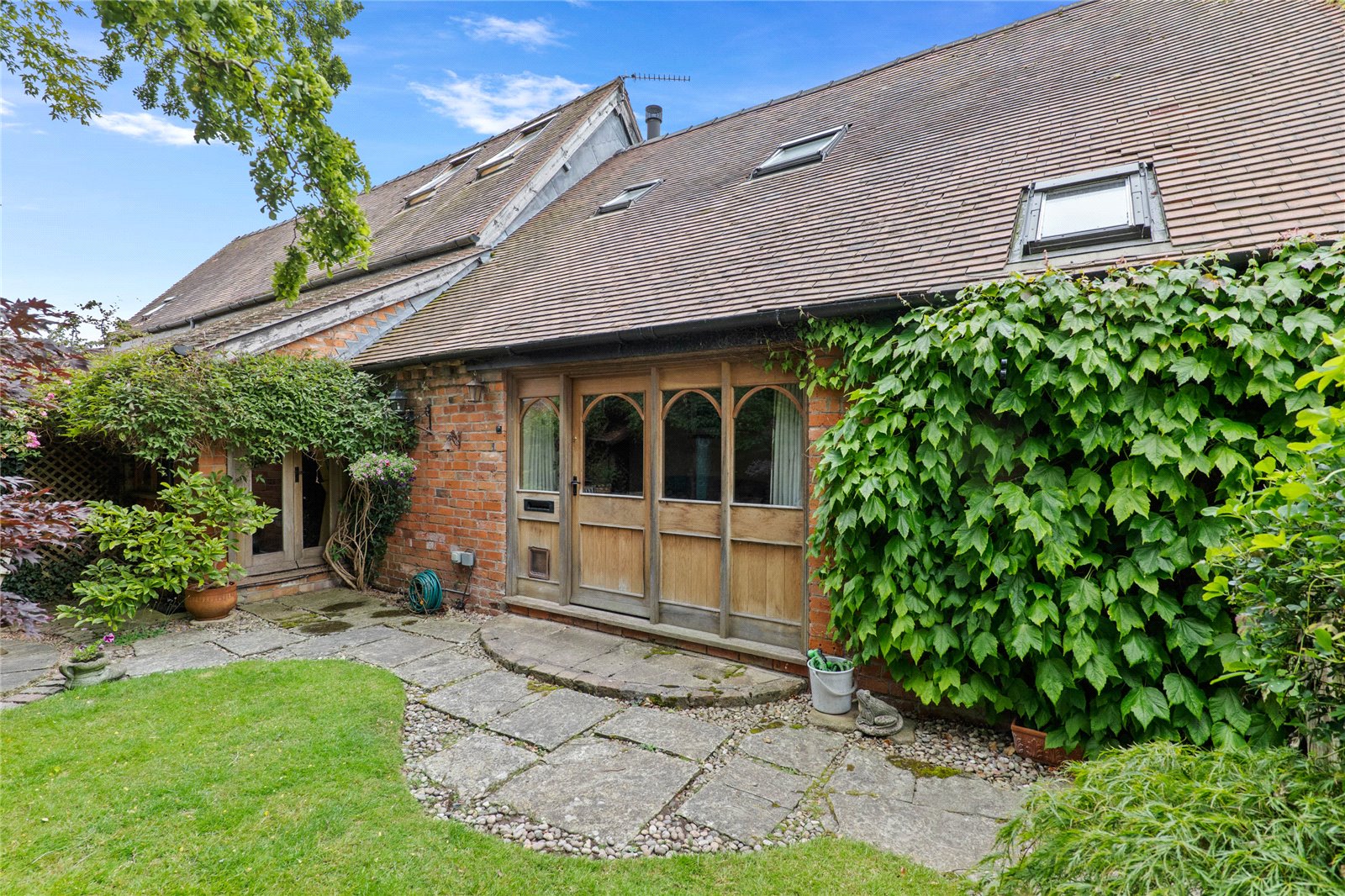 Photos of Bishampton, Pershore, Worcestershire WR10 61860485