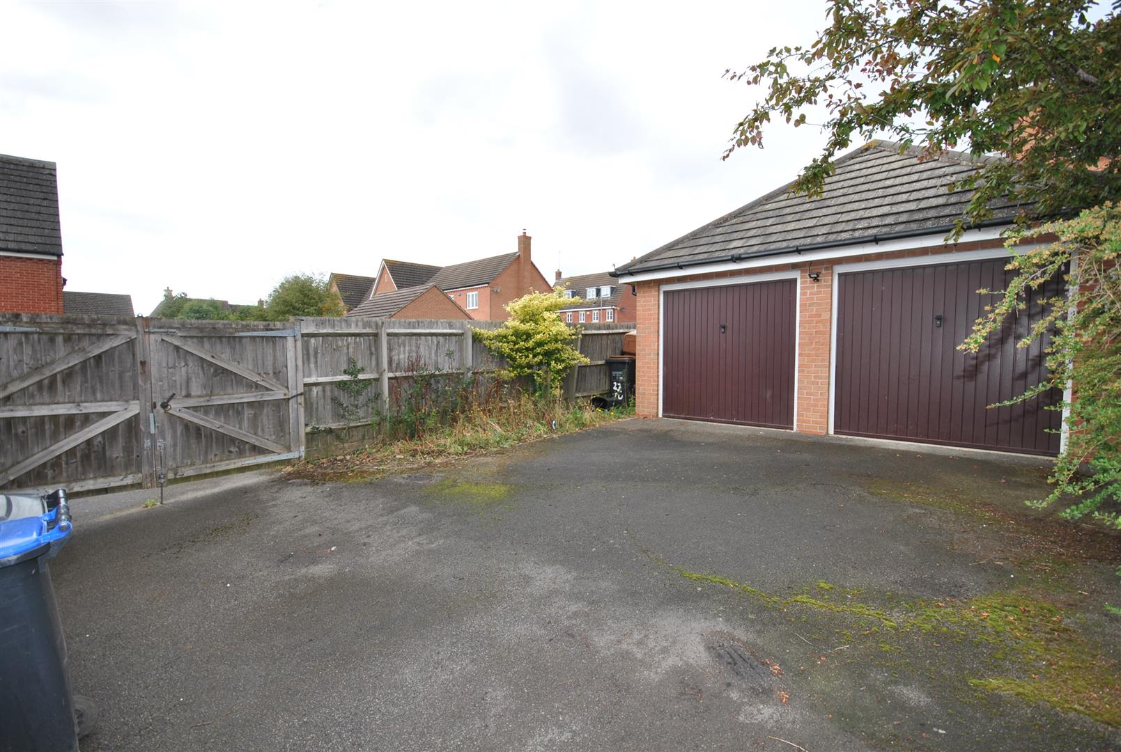 22, Berrywood Drive, Northampton photo 3