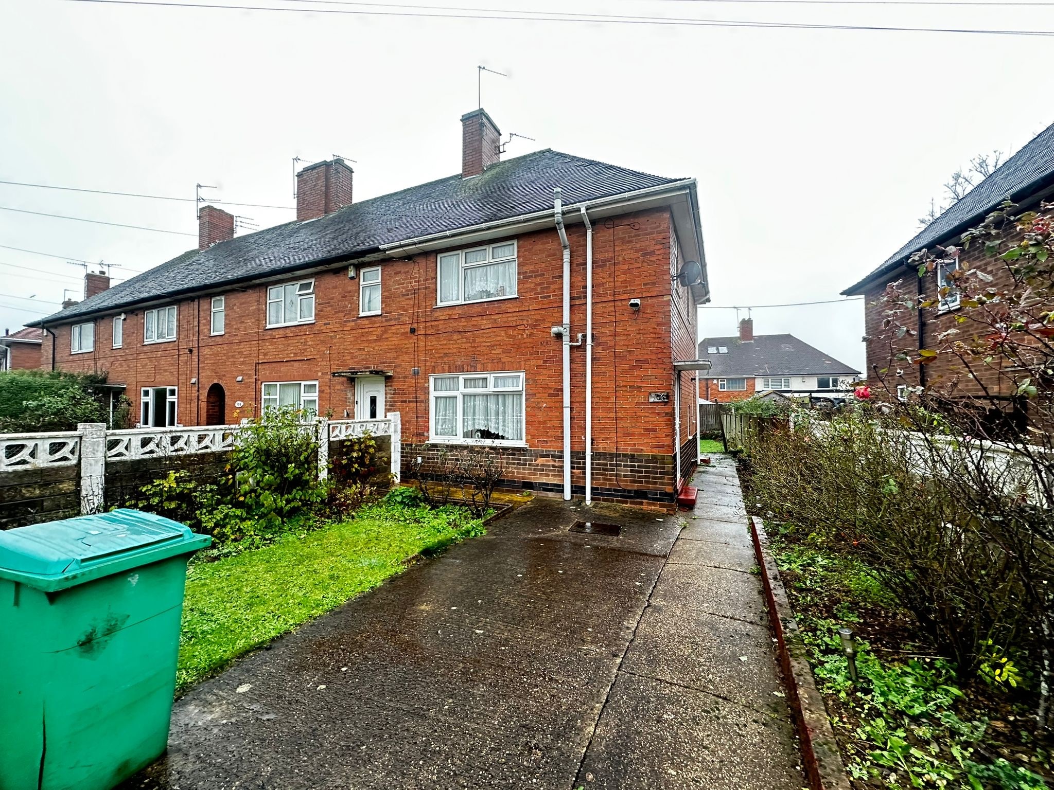 106, Frinton Road, Nottingham photo 4