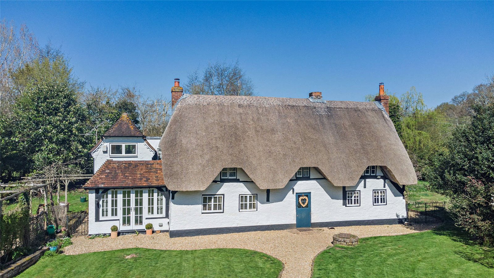 4 bedroom detached house for sale 0