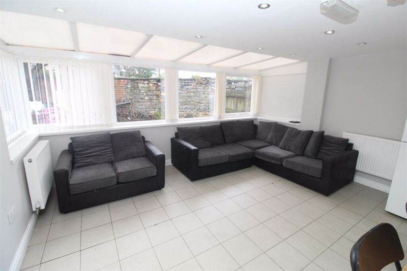 142, Cathays Terrace, Cardiff photo 4