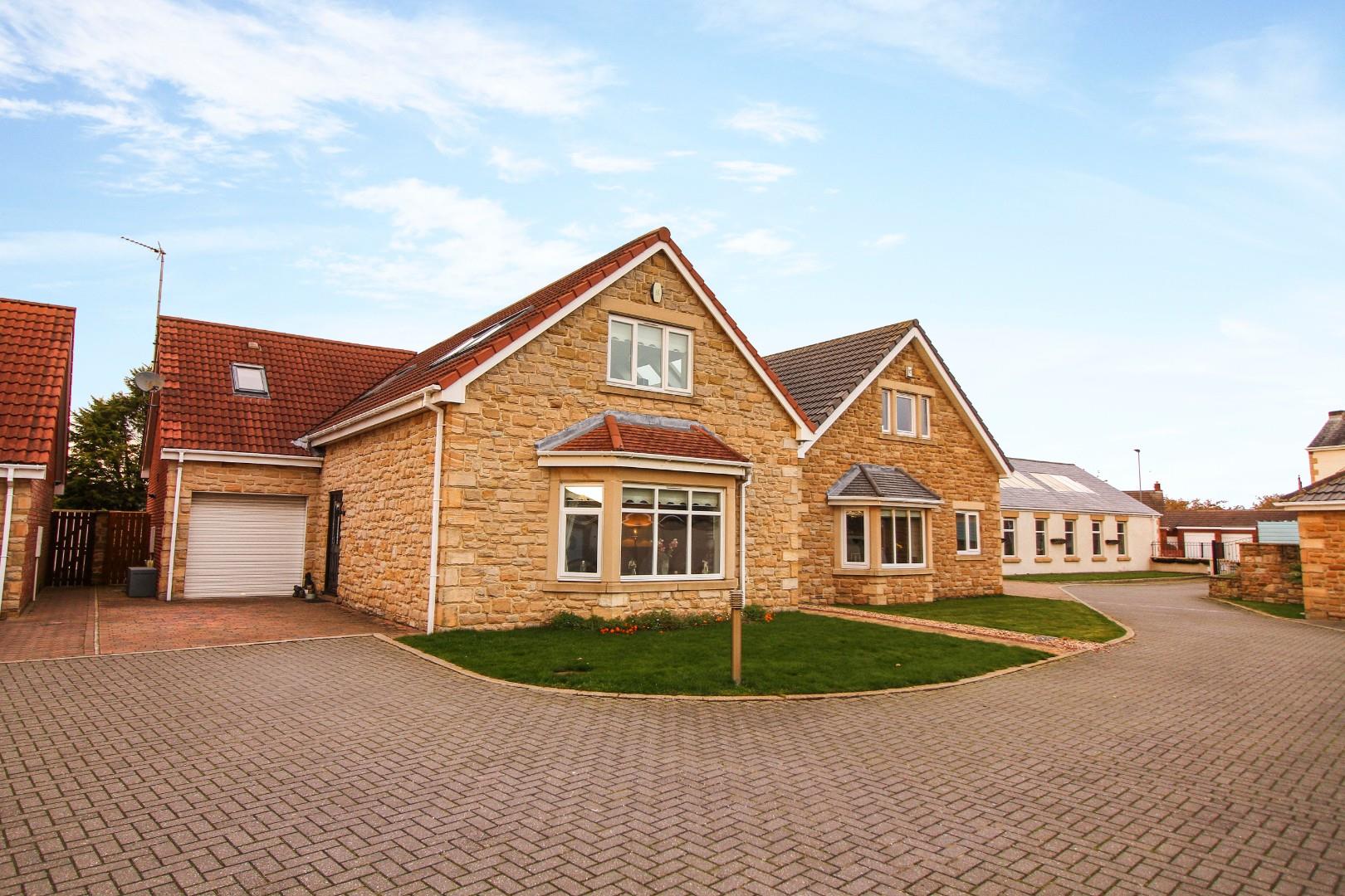 Photos of Mansion Court, Bedlington NE22 56838280 Zoopla