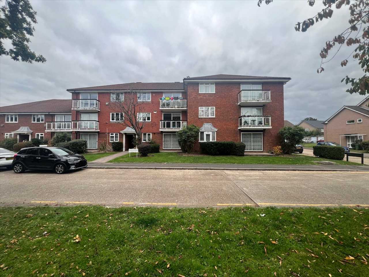 Flat 2, Chatsworth Court, Stanmore photo 3
