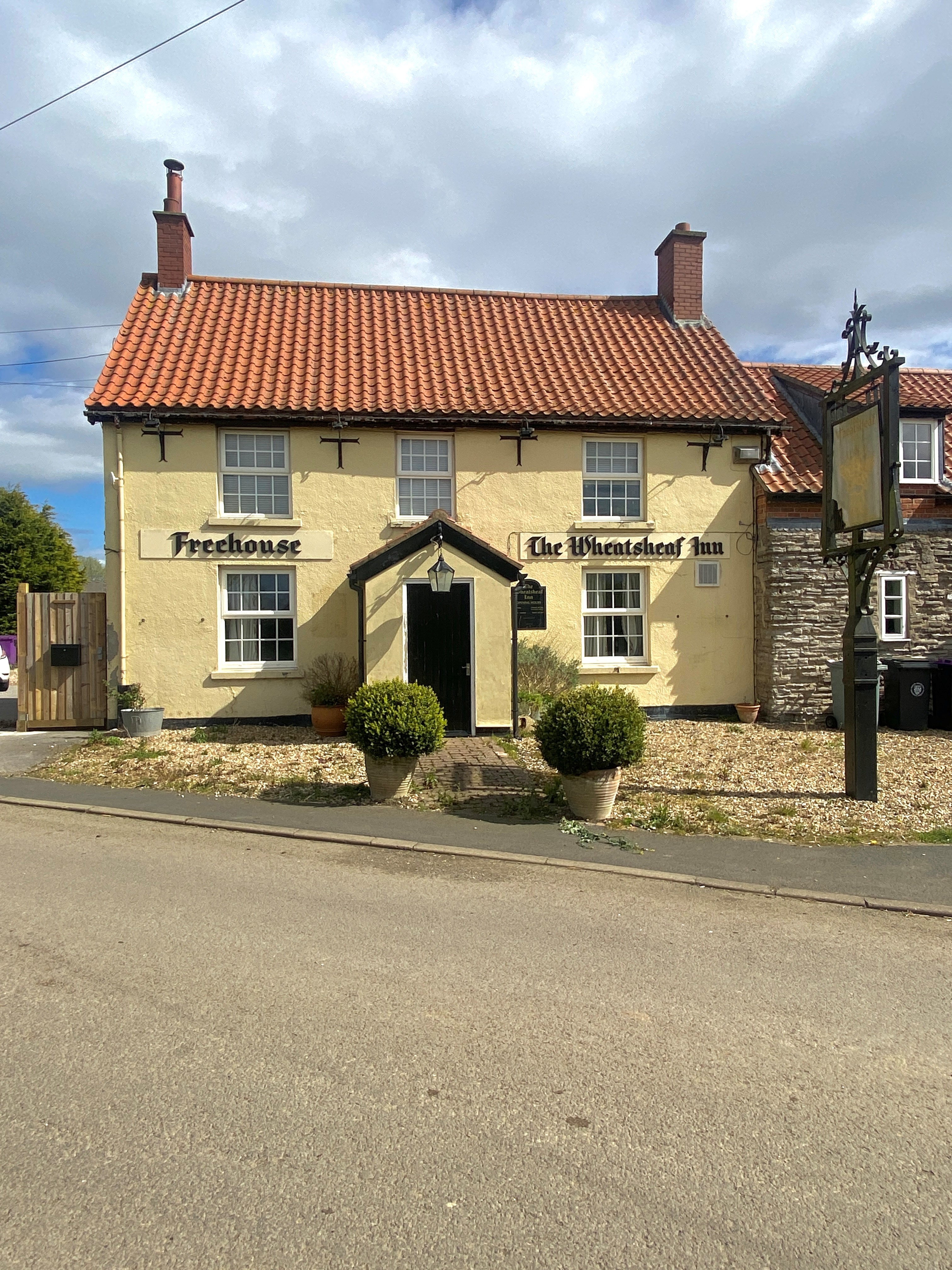 The Wheatsheaf Inn, Main Street, Newark photo 2