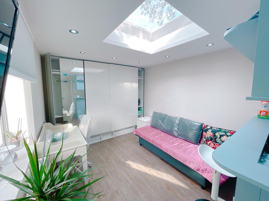 Elderberry Road, Ealing photo 5