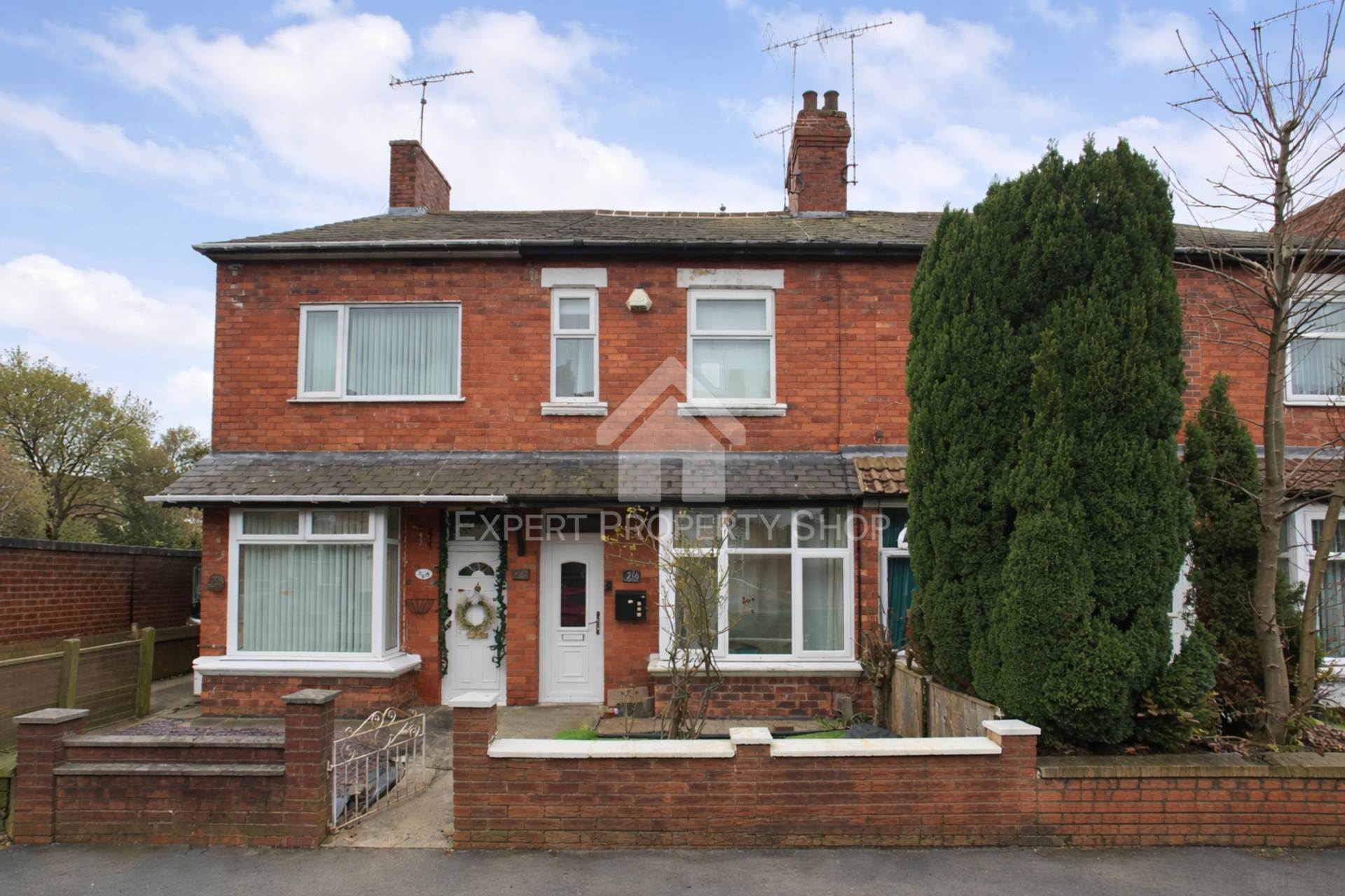 3-bed house on 216, Kilton Road, Worksop, £130,000
