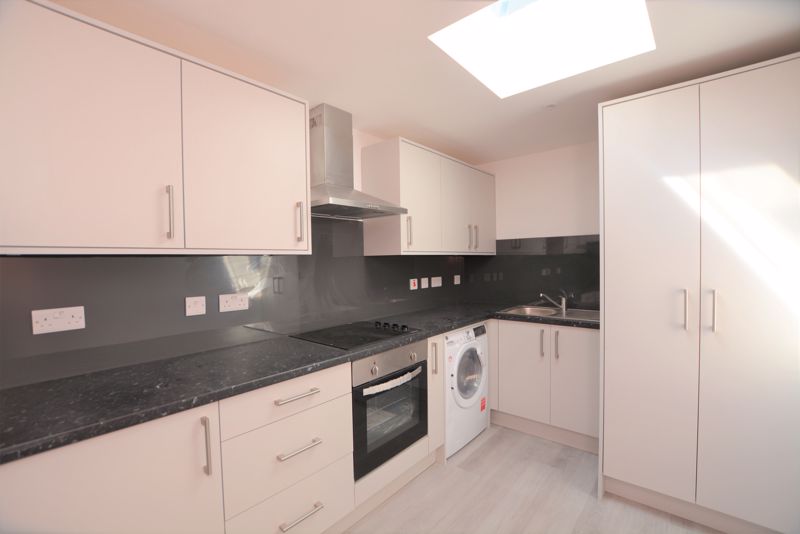(LettsPay) Flat 1, 3, New Lane Hill, Reading photo 5