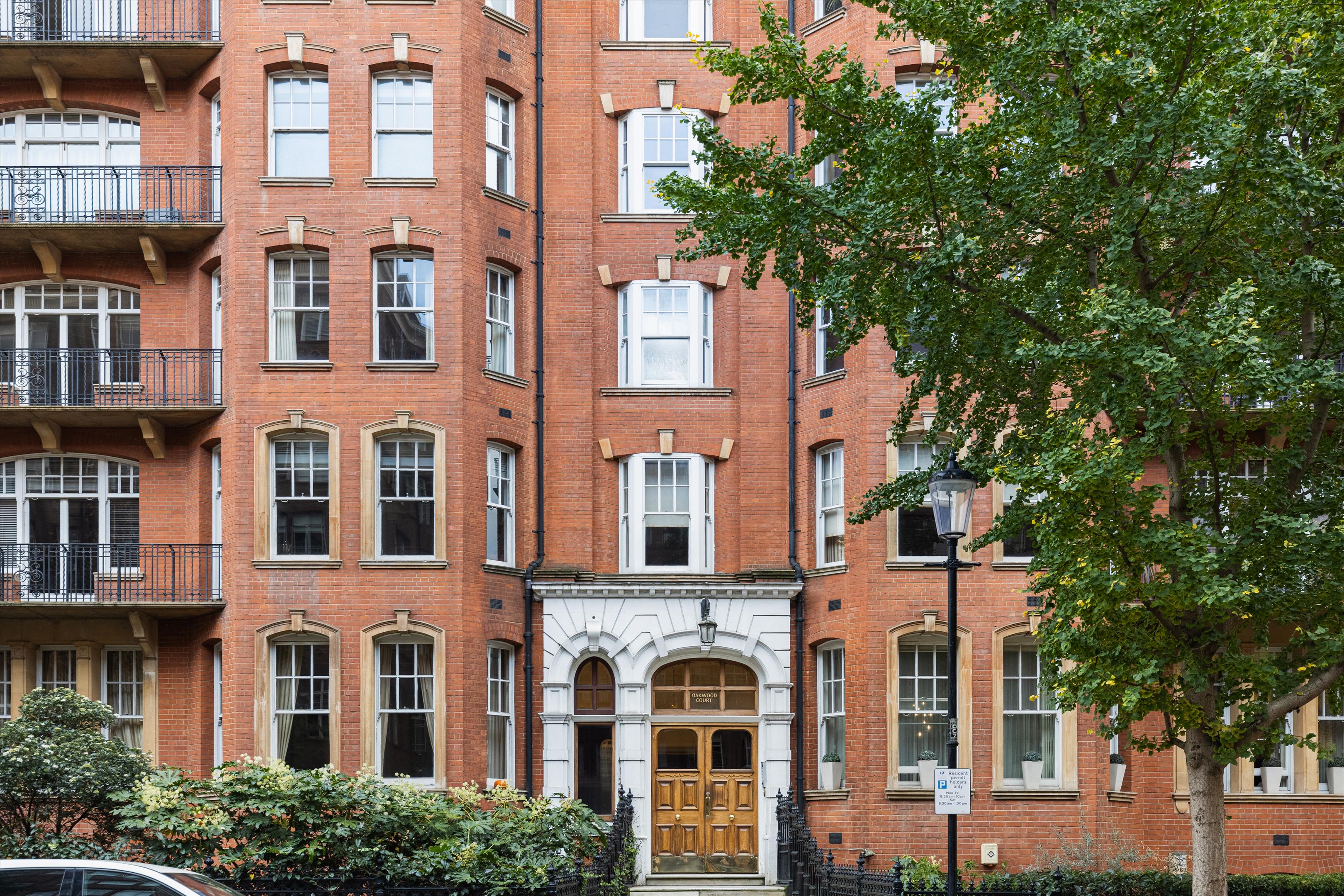 4-bed flat on 140, Oakwood Court, London, £3,150,000