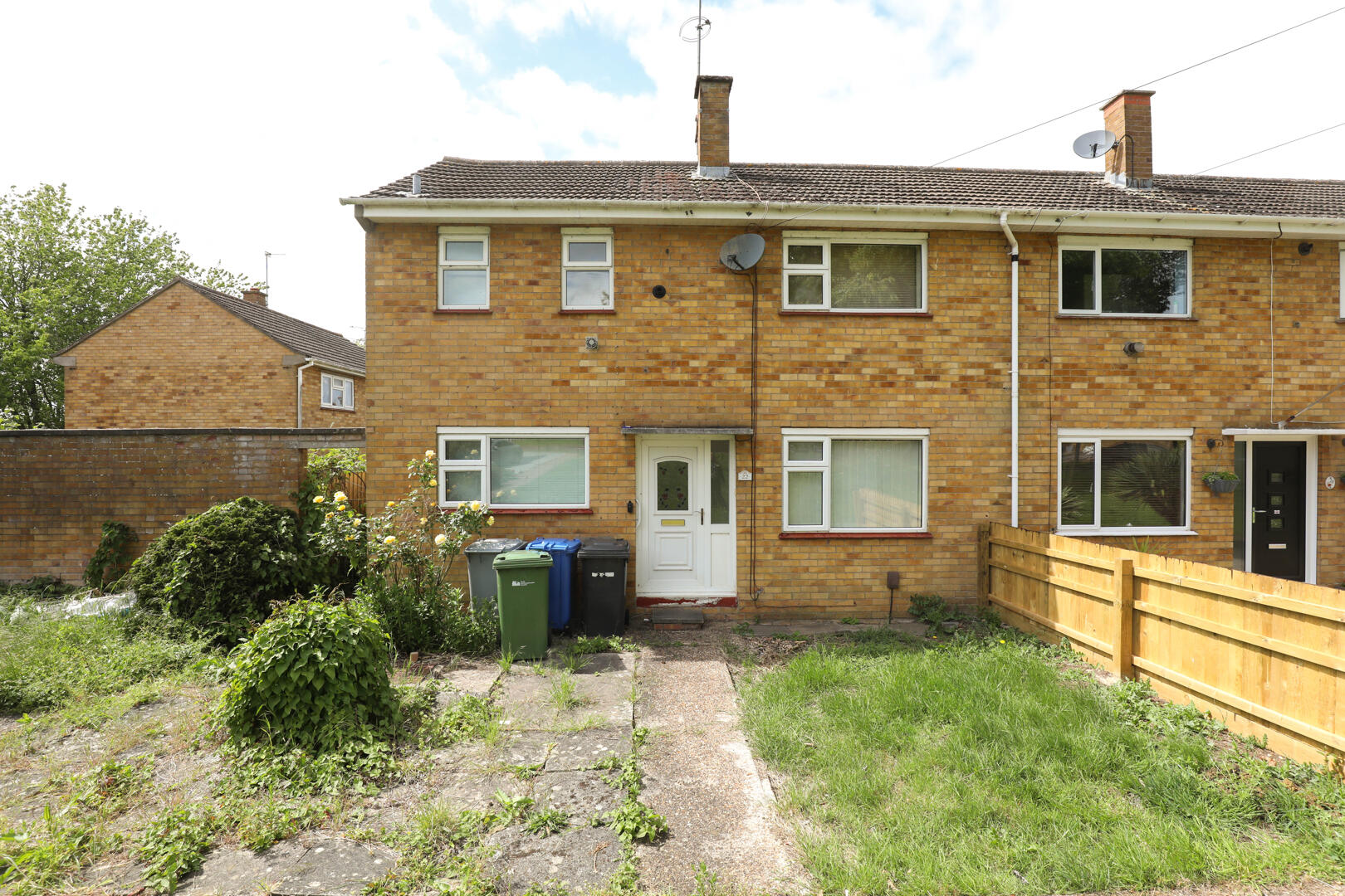 22, Leeson Crescent, Barton Seagrave photo 2