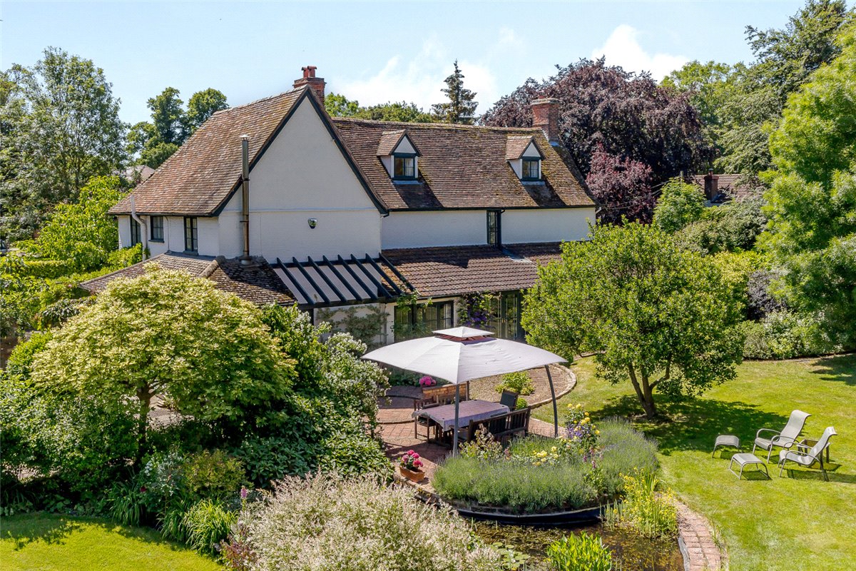 6 bedroom detached house for sale in Church Lane, Little Eversden