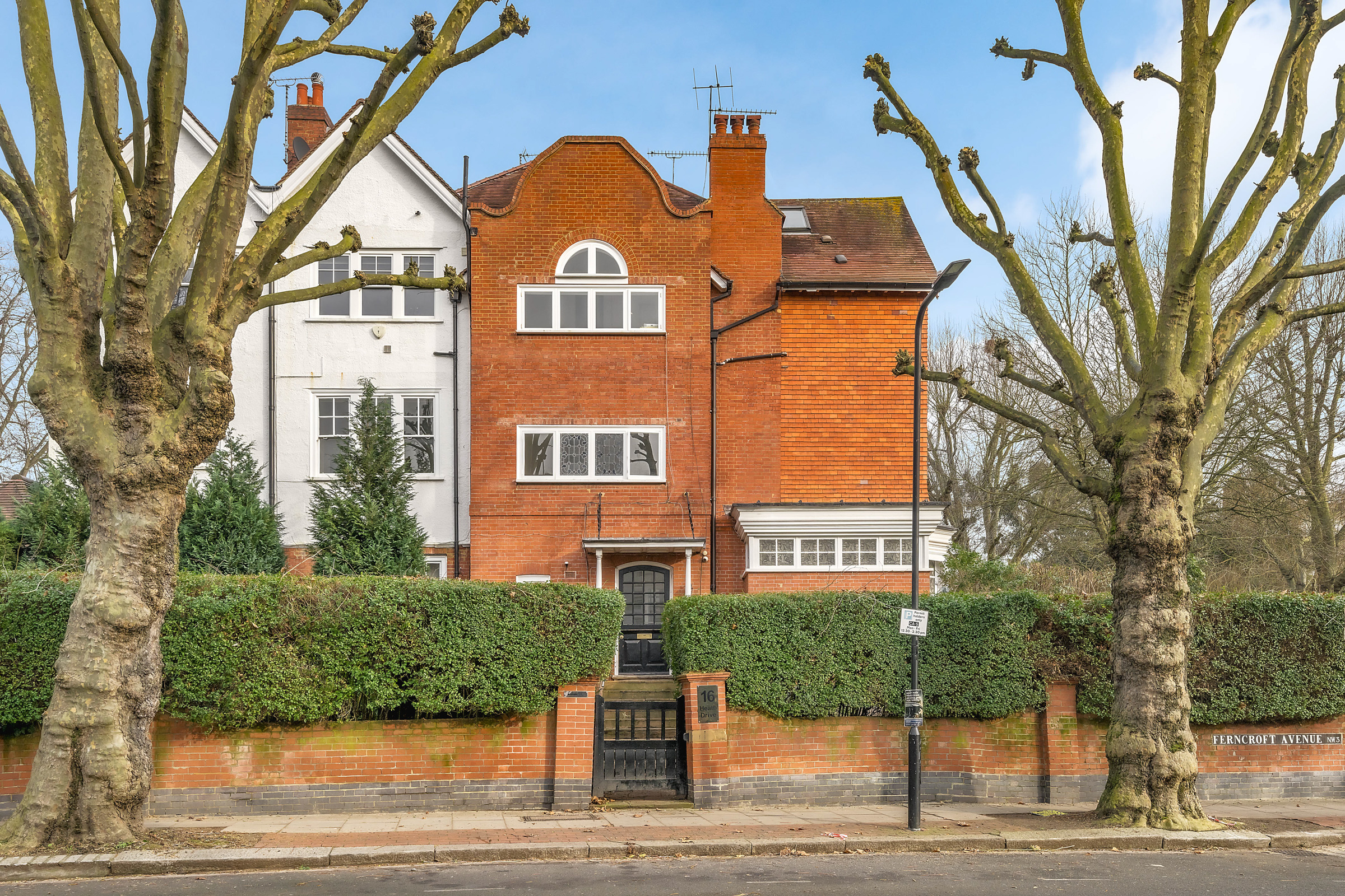 Lower Ground and Ground Floor, 18 Heath Drive, London, NW3 7SL - listing photo