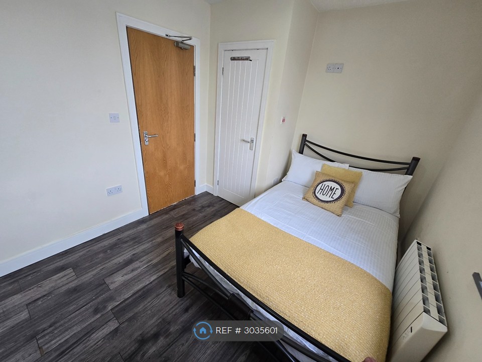 Sovereign House, Woodhouse Street, Stoke-On-Trent photo 2